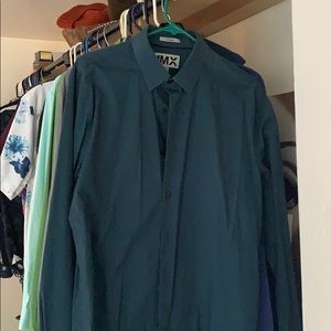 Fitted teal button down
